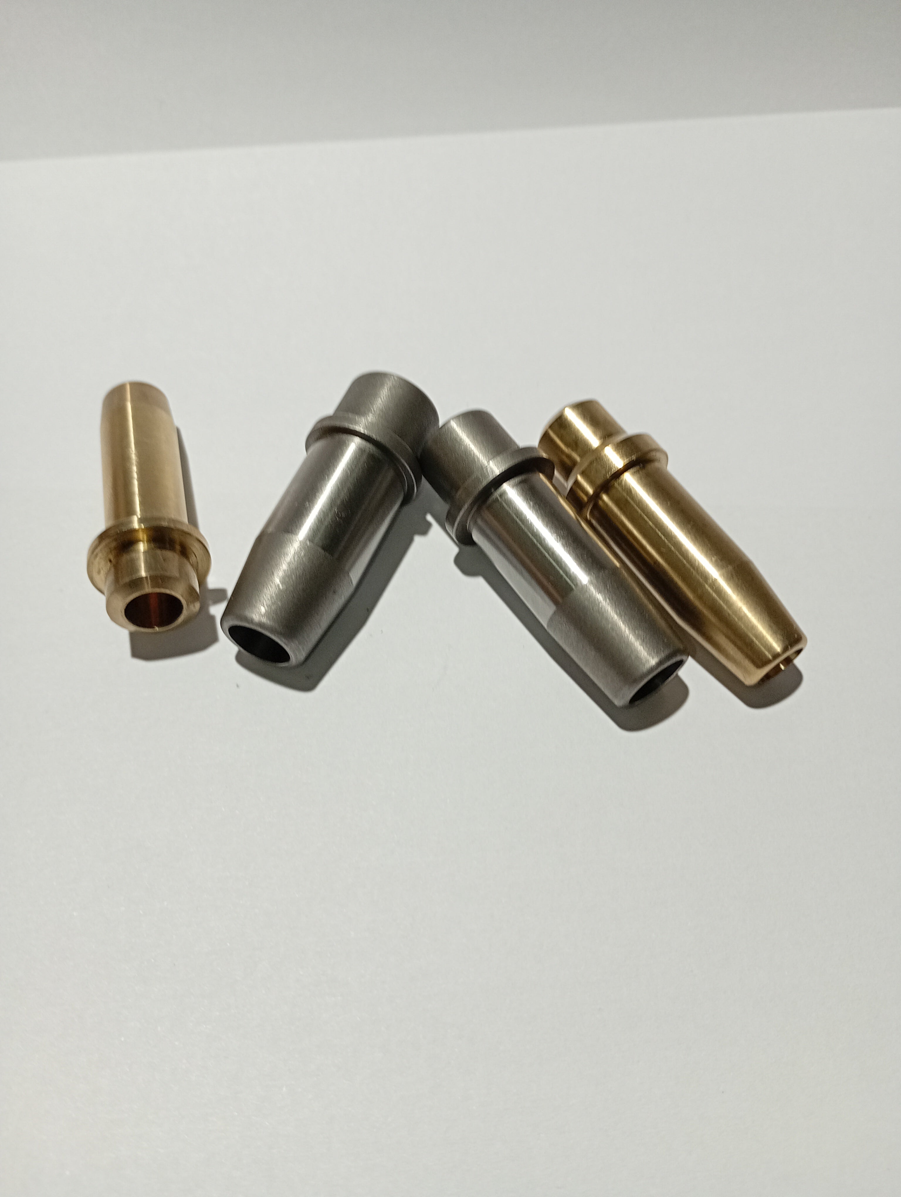 Harley Davidson & Triumph - Seats and Guides